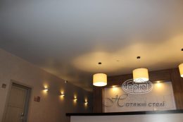 матова натяжна стеля в луцьку, клуб Версаль