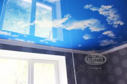 натяжной потолок небо с облаками