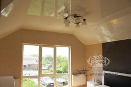 мансардные натяжные потолки