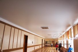 матовые натяжные потолки школа