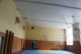 натяжна стеля спортивний зал в школі