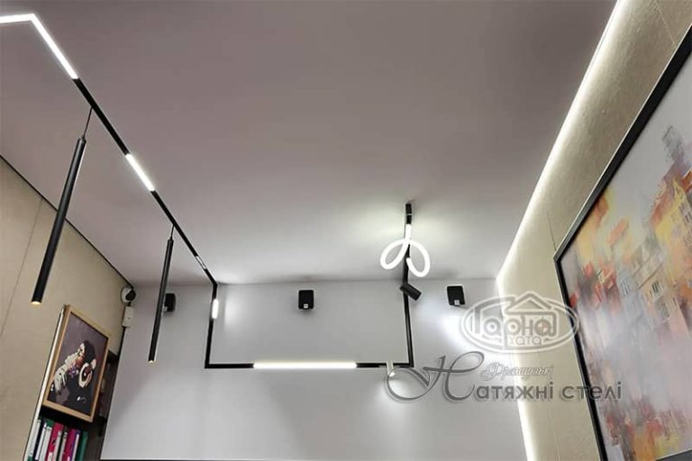 матові натяжні стелі